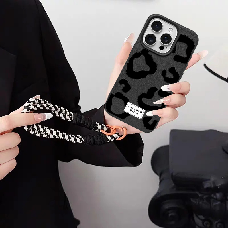 Leoprint hoesje met koordje vo - Realme Note 50 recensie en prijs
